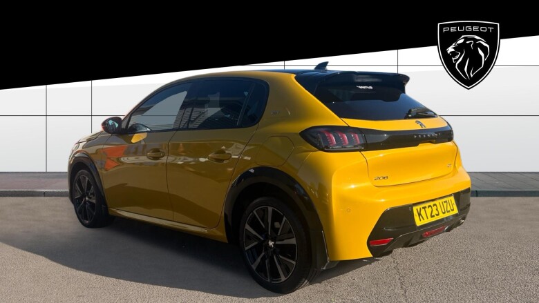 Peugeot 208 1.2 PureTech 100 GT 5dr EAT8 Petrol Hatchback